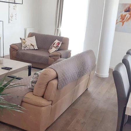 Modern Apartment In Cureghem Anderlecht 134 M² + Terrace Brüssel Exterior foto