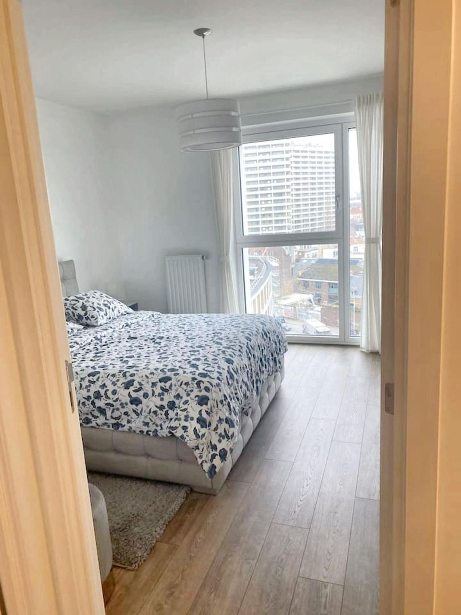 Modern Apartment In Cureghem Anderlecht 134 M² + Terrace Brüssel Exterior foto
